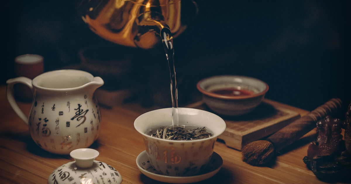 "What Teas Can Help Relieve Migraine?" from MedicalNewsToday Robbins